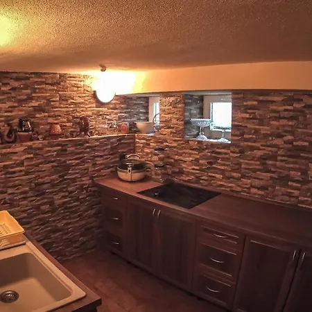 Anicka Guest house *